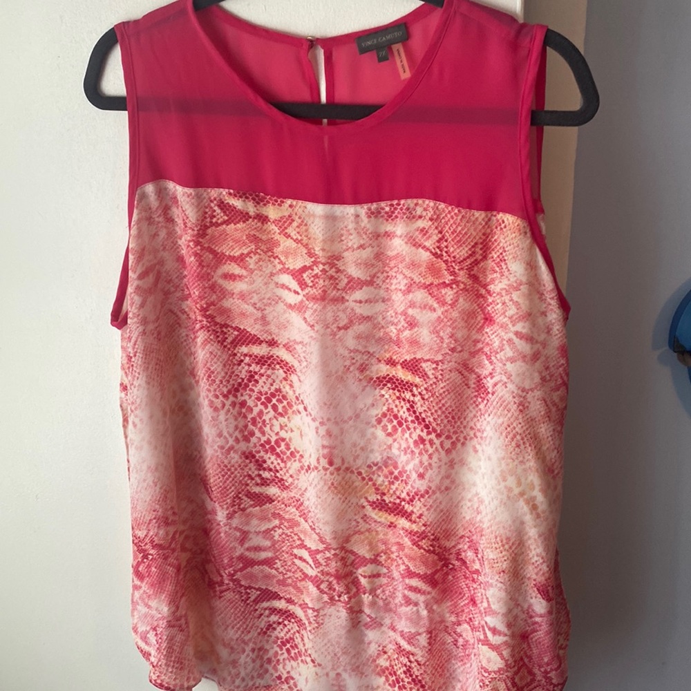 Like new Vince Camuto blouse. So pretty. 2X